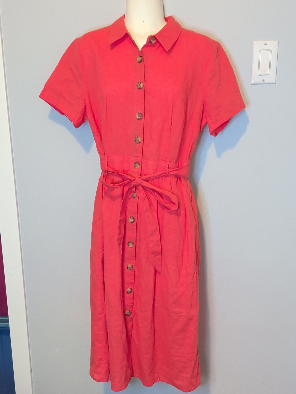 Heyton Tie-Waist Button-Front Linen Blend Midi Dress in Coral